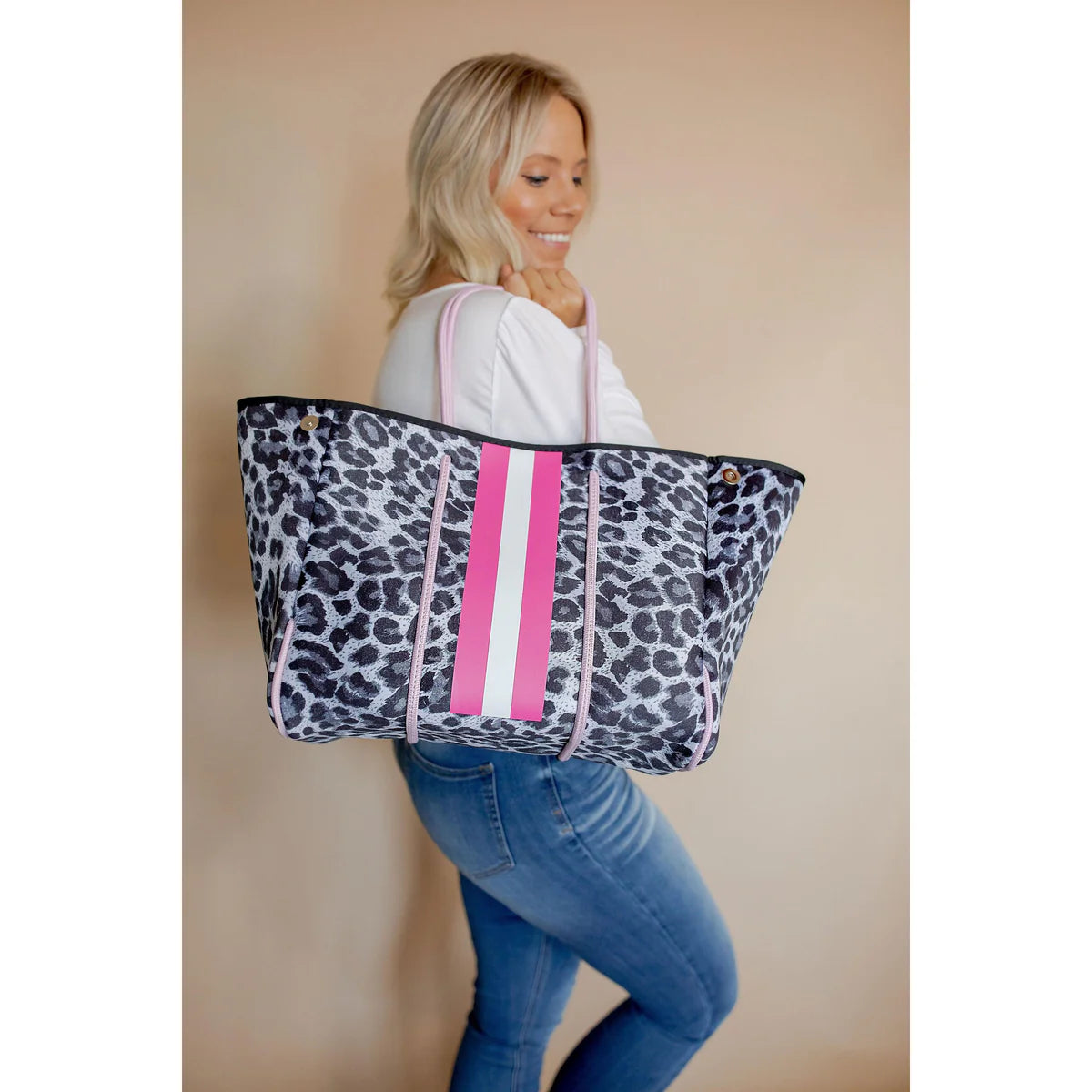 Beach Bag - Grey Leo W/Hot Pink Center Stripe