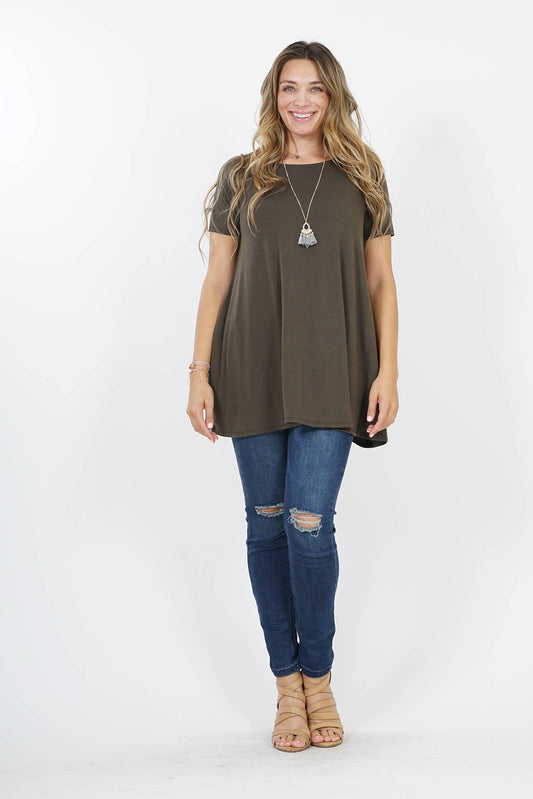 Plus Short Sleeve Round Neck Pocket Tunic